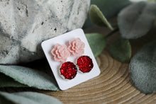 Load image into Gallery viewer, Light Pink Succulent Vday Earring Set
