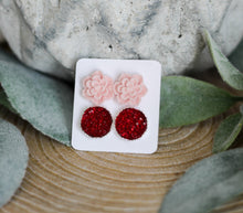 Load image into Gallery viewer, Light Pink Succulent Vday Earring Set
